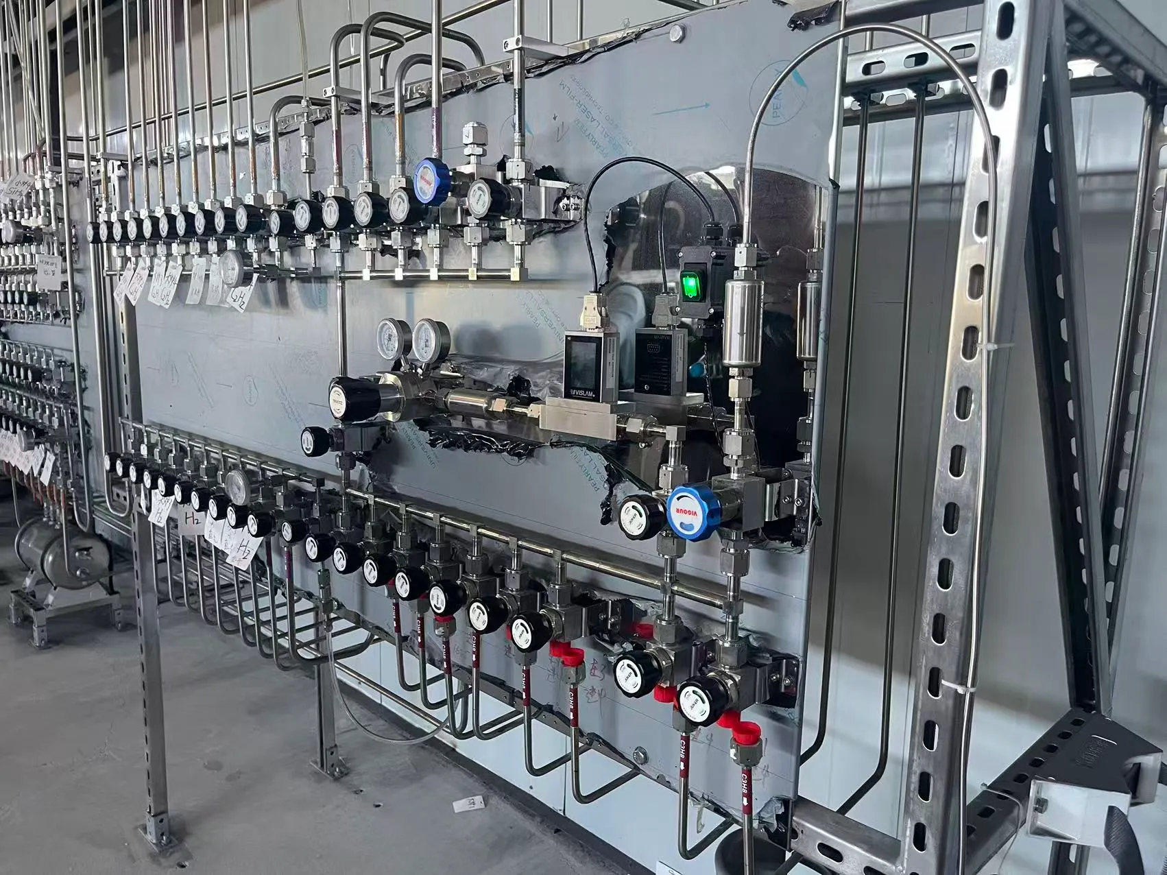 VISLAM flow controller in a customer's silane gas line